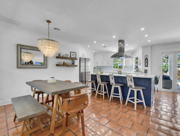 Naples Vacation Home With Private Pool Short Walk To Beach